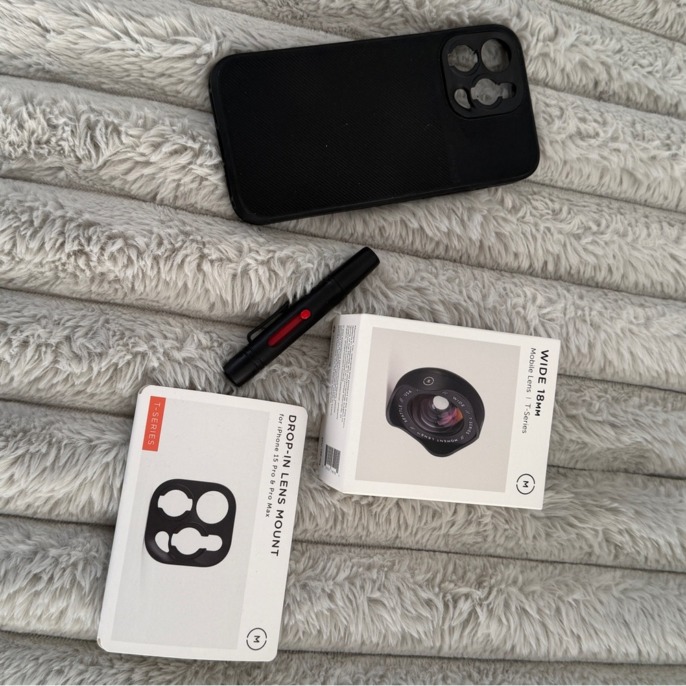 Black Phone Case with Lens Kit